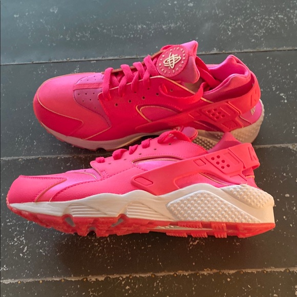 NikeiD Custom Huarache - Picture 2 of 6